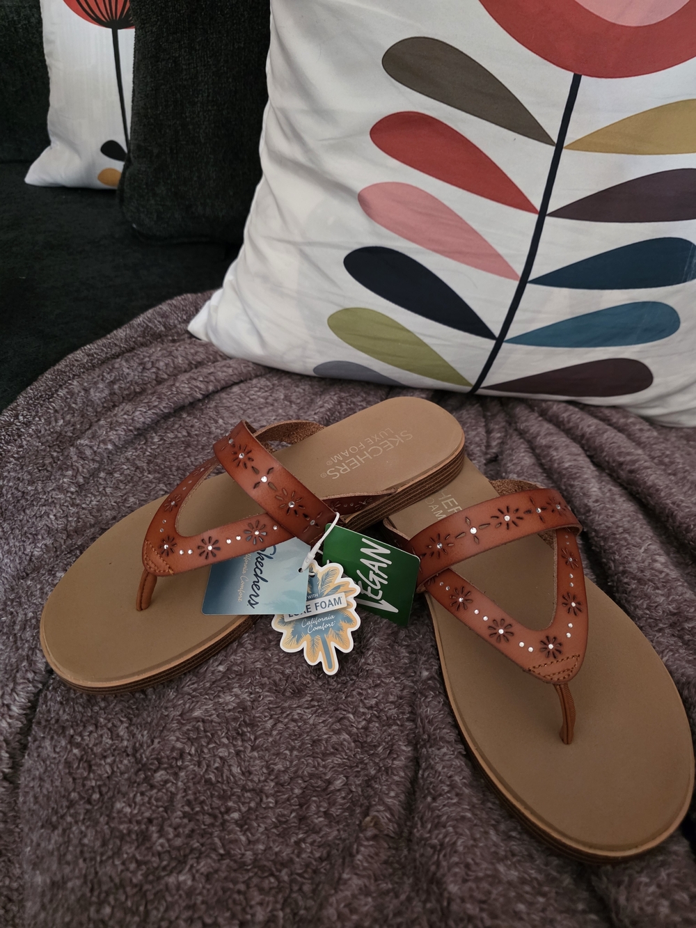 Skechers Summer Cove 163632 Flip-Flops/ Sandals Size 8 Nwt Vegan Luxe Foam